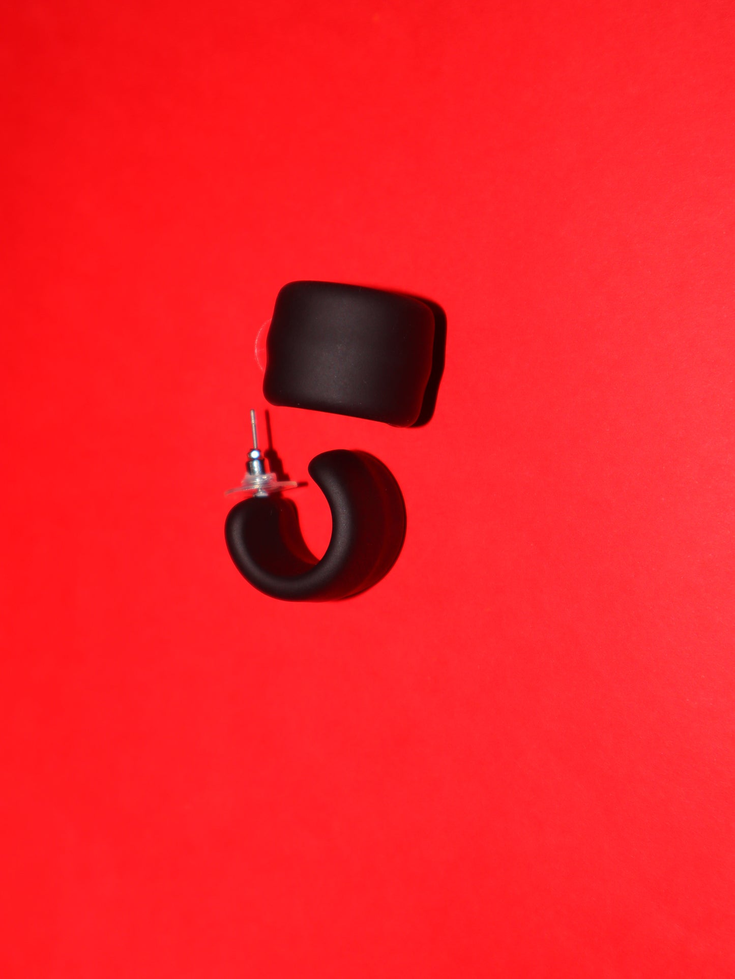 old Matte Hoop Stud Earrings – Lightweight Modern Statement Jewelry for Women