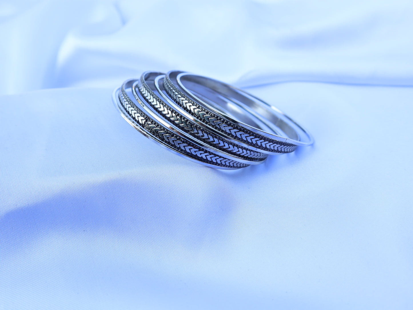 Antique Textured  Silver Bangle Bracelet