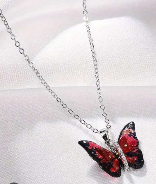 Butterfly Necklace for Women Korean Vintage Colorful Pendant Gold Color Chain Necklace Jewelry Cardboard Gift