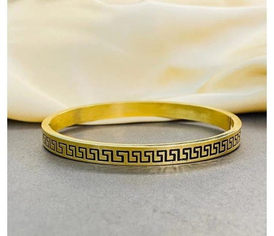 Gold Stainless Steel – Unisex Elegant Designer Kara