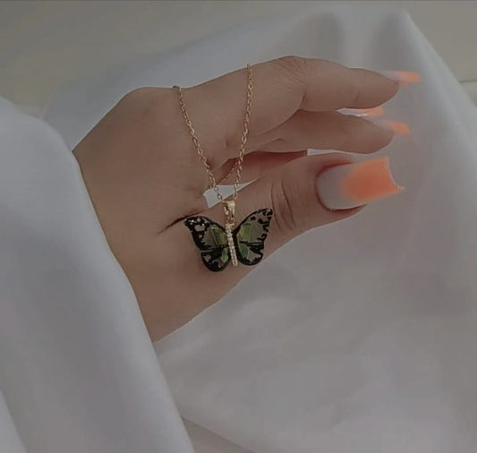 Butterfly Necklace for Women Korean Vintage Colorful Pendant Gold Color Chain Necklace Jewelry Cardboard Gift